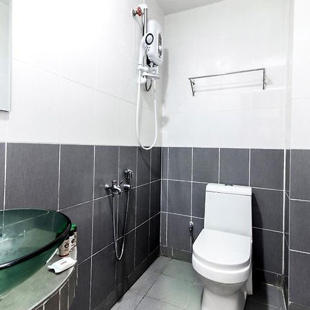 Super Oyo 258 Hotel Smc Alam Avenue Shah Alam Exterior photo